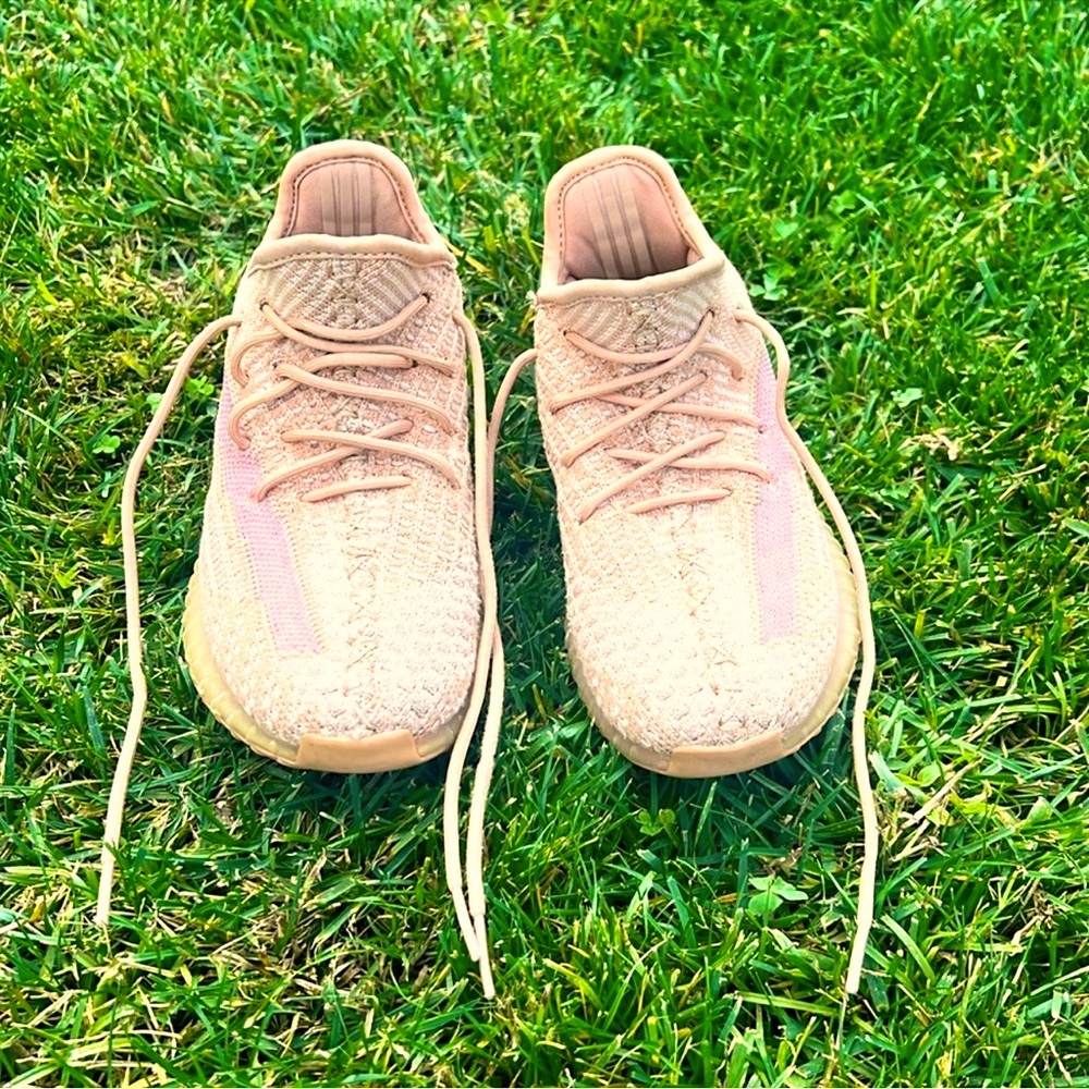 Yeezy Boost 350 V2 Clay❗️ - Picture 2 of 5